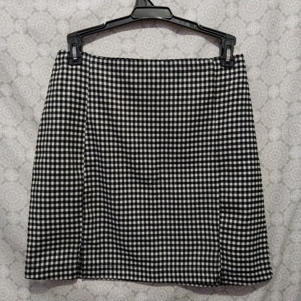 Vintage White And Black Checkered Mini Pencil Skirt